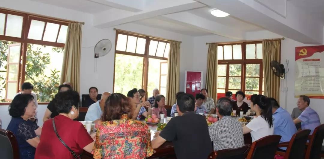 追憶兵團(tuán)歲月，重溫故鄉(xiāng)情緣